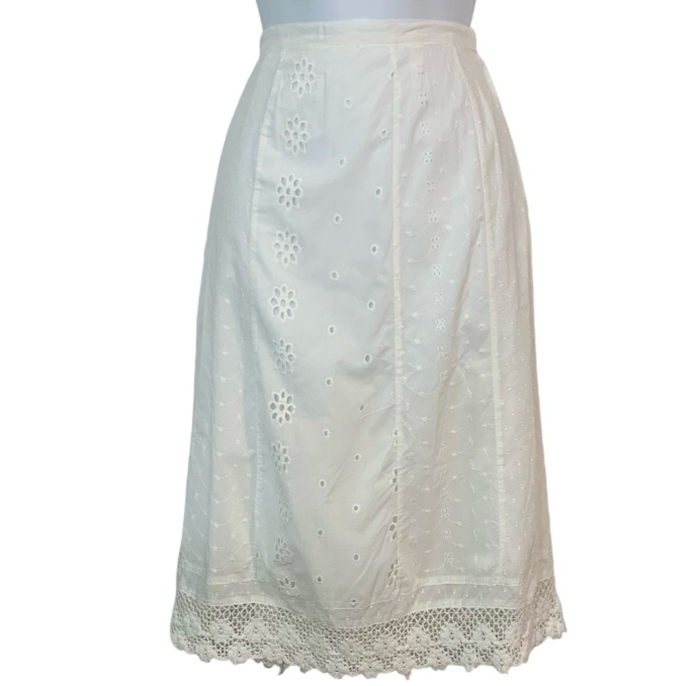NEW YORK & Co Lace Midi Skirt w/ Crotchet Lace Hem Sz 2